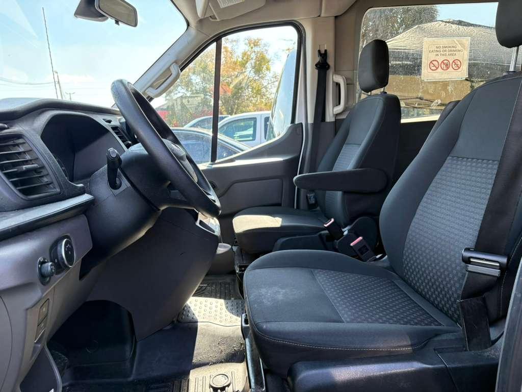 Ford Transit 350 Wagon Med. Roof XL w/Sliding Pass. 148-in. WB 2021