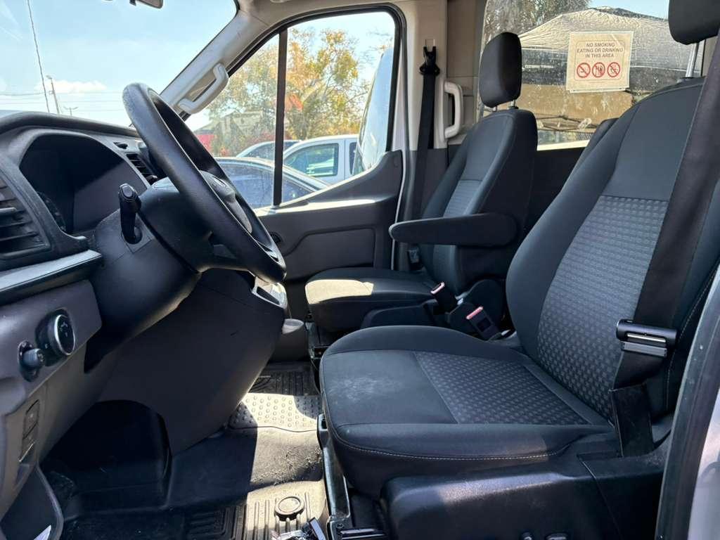 Ford Transit 350 Wagon Med. Roof XL w/Sliding Pass. 148-in. WB 2021