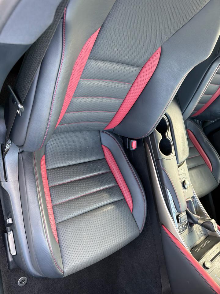 Lexus IS 300 AWD 2019