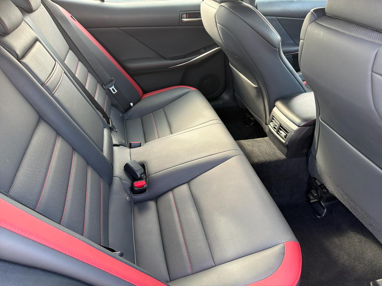 Lexus IS 300 AWD 2019