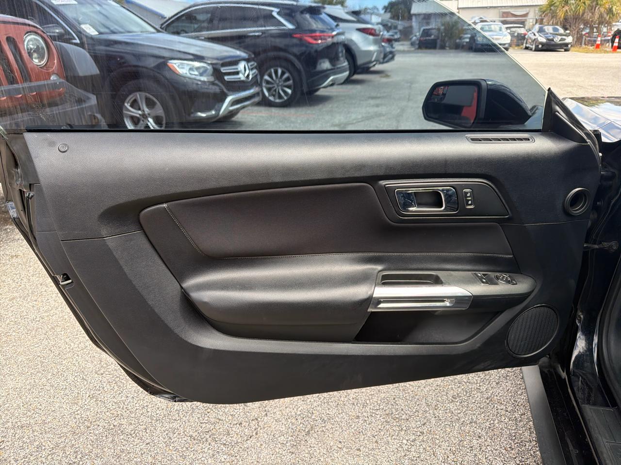 Ford Mustang EcoBoost Coupe 2016