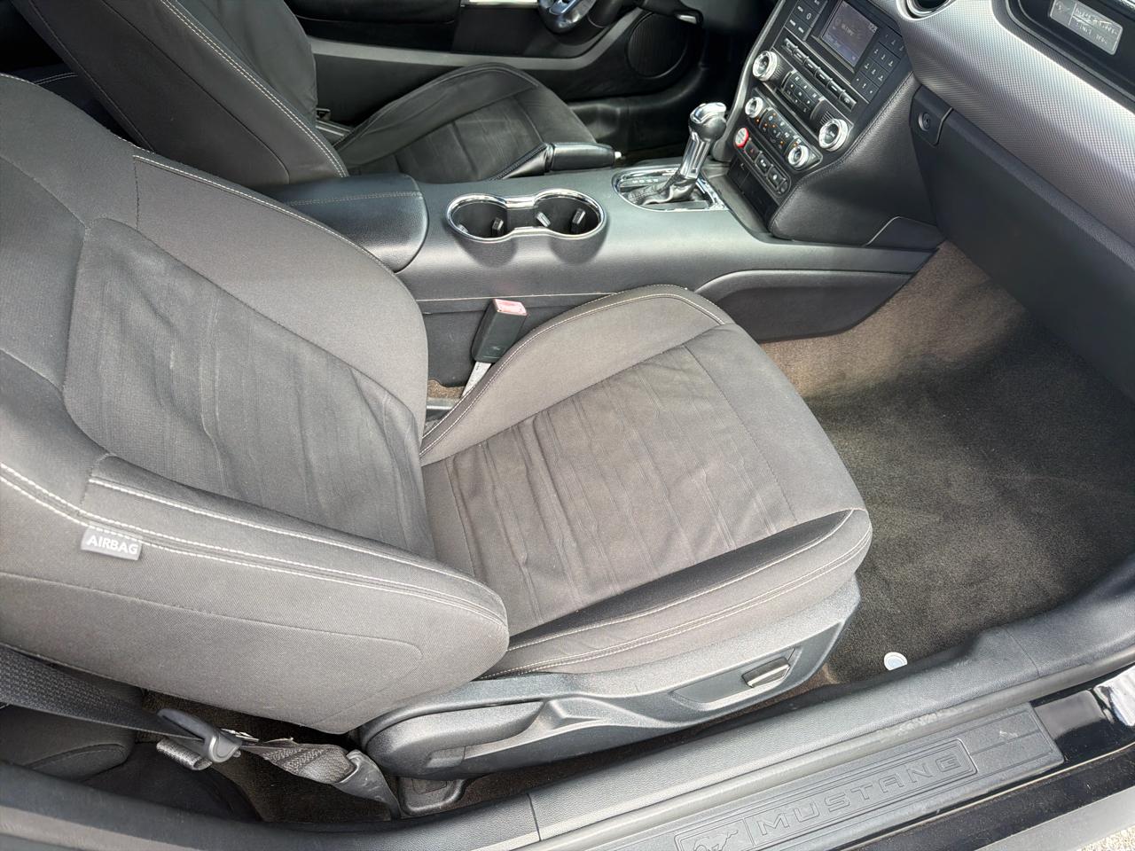 Ford Mustang EcoBoost Coupe 2016