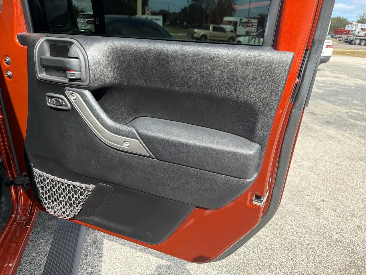 Jeep Wrangler Unlimited Sport 4WD 2014