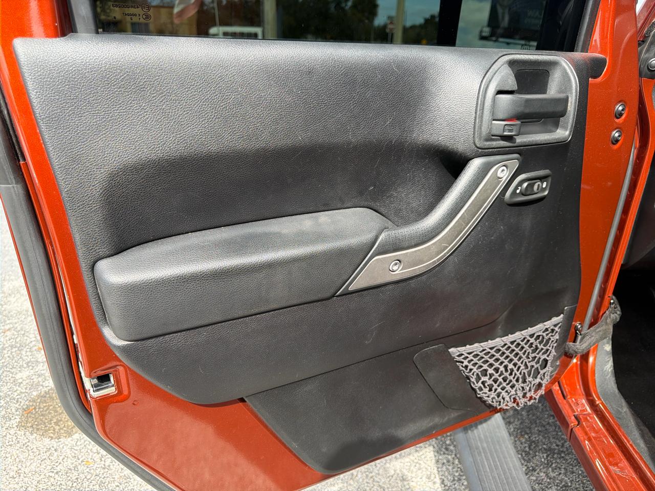 Jeep Wrangler Unlimited Sport 4WD 2014