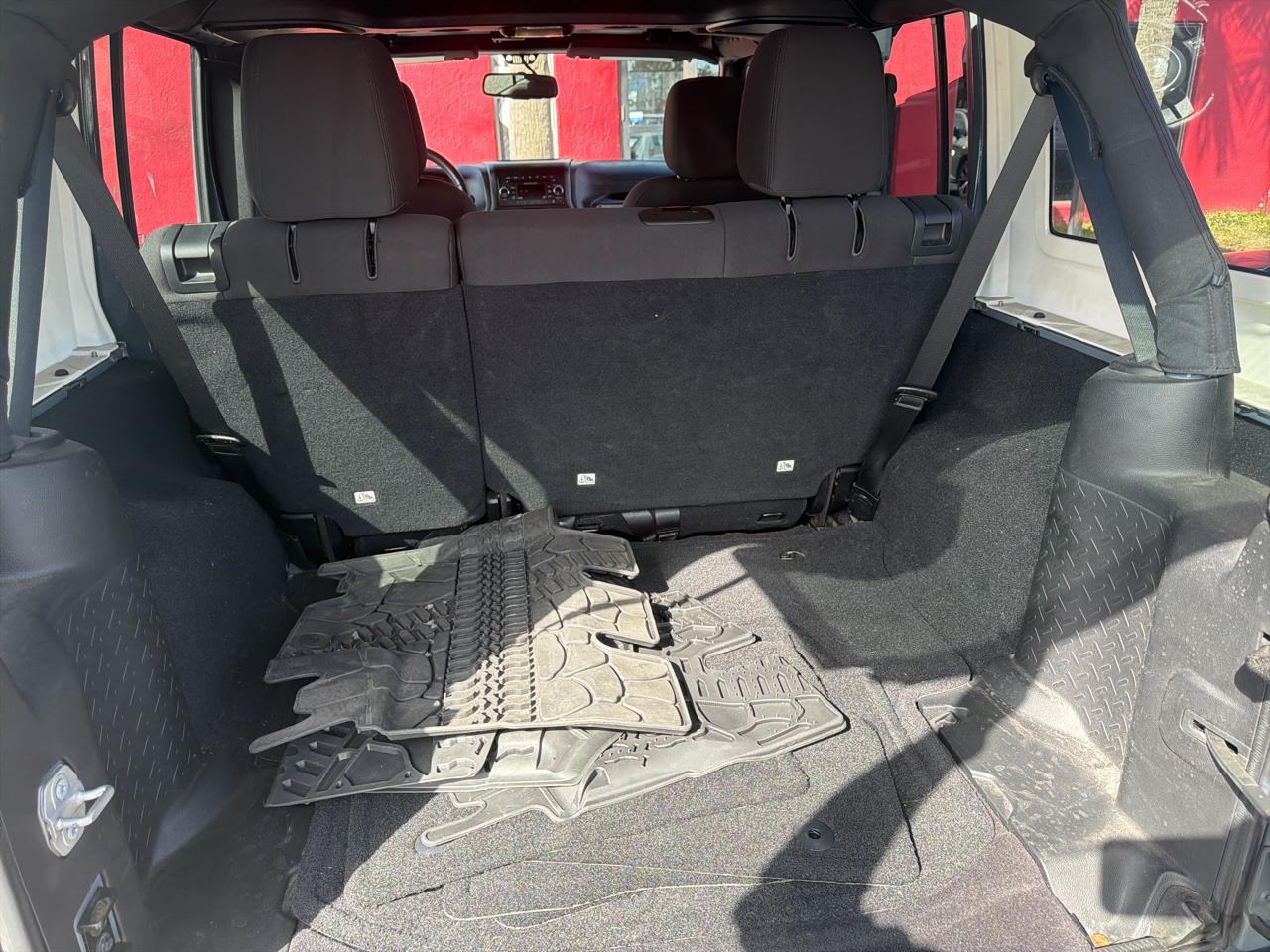 Jeep Wrangler Unlimited Sport 4WD 2015