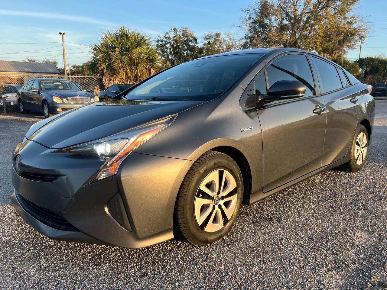 Toyota Prius Two Eco 2016