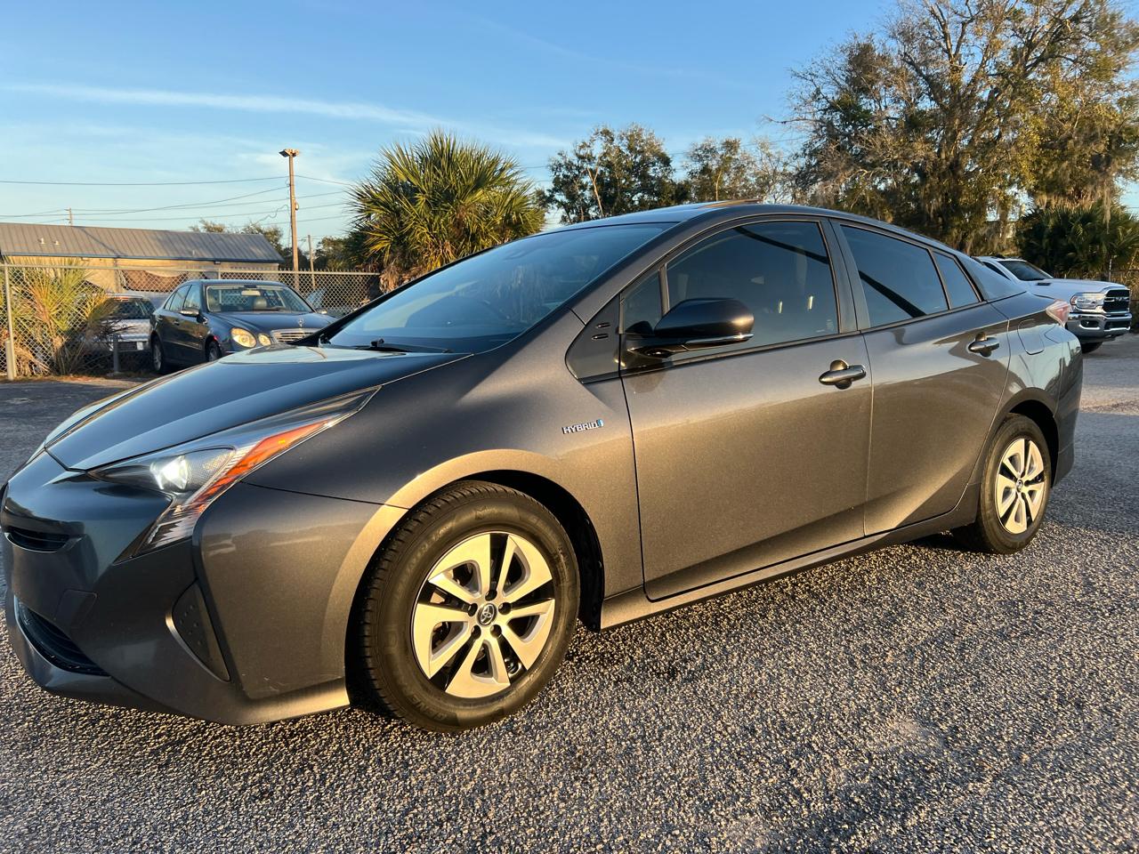 Toyota Prius Two Eco 2016