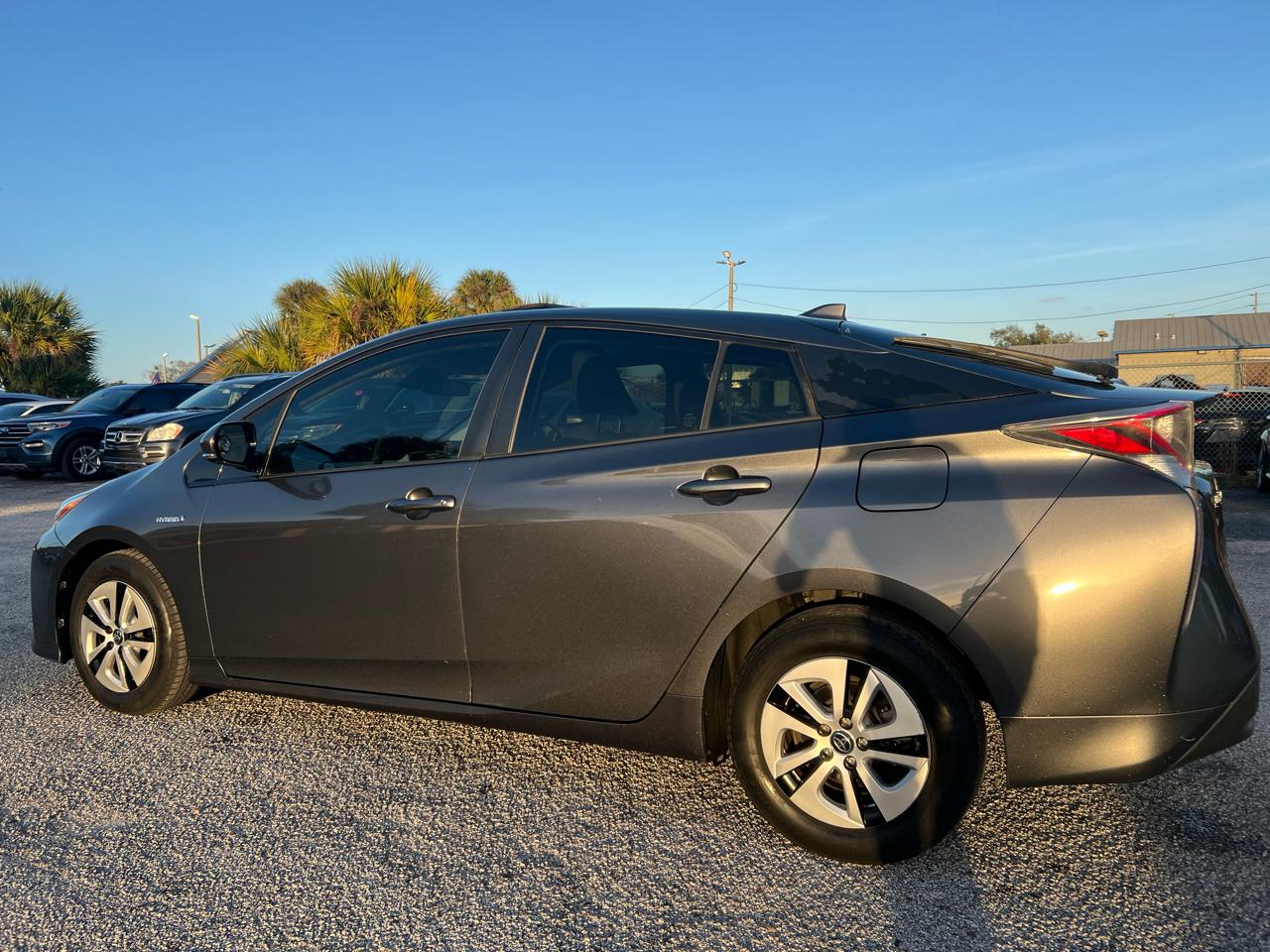Toyota Prius Two Eco 2016