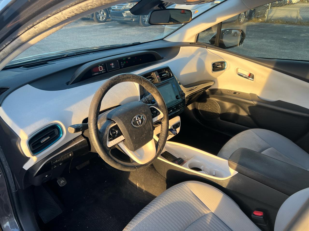 Toyota Prius Two Eco 2016