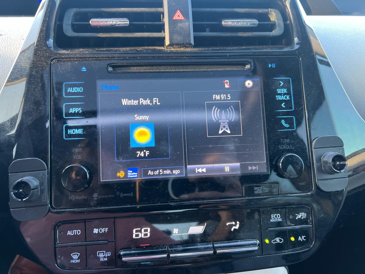 Toyota Prius Two Eco 2016