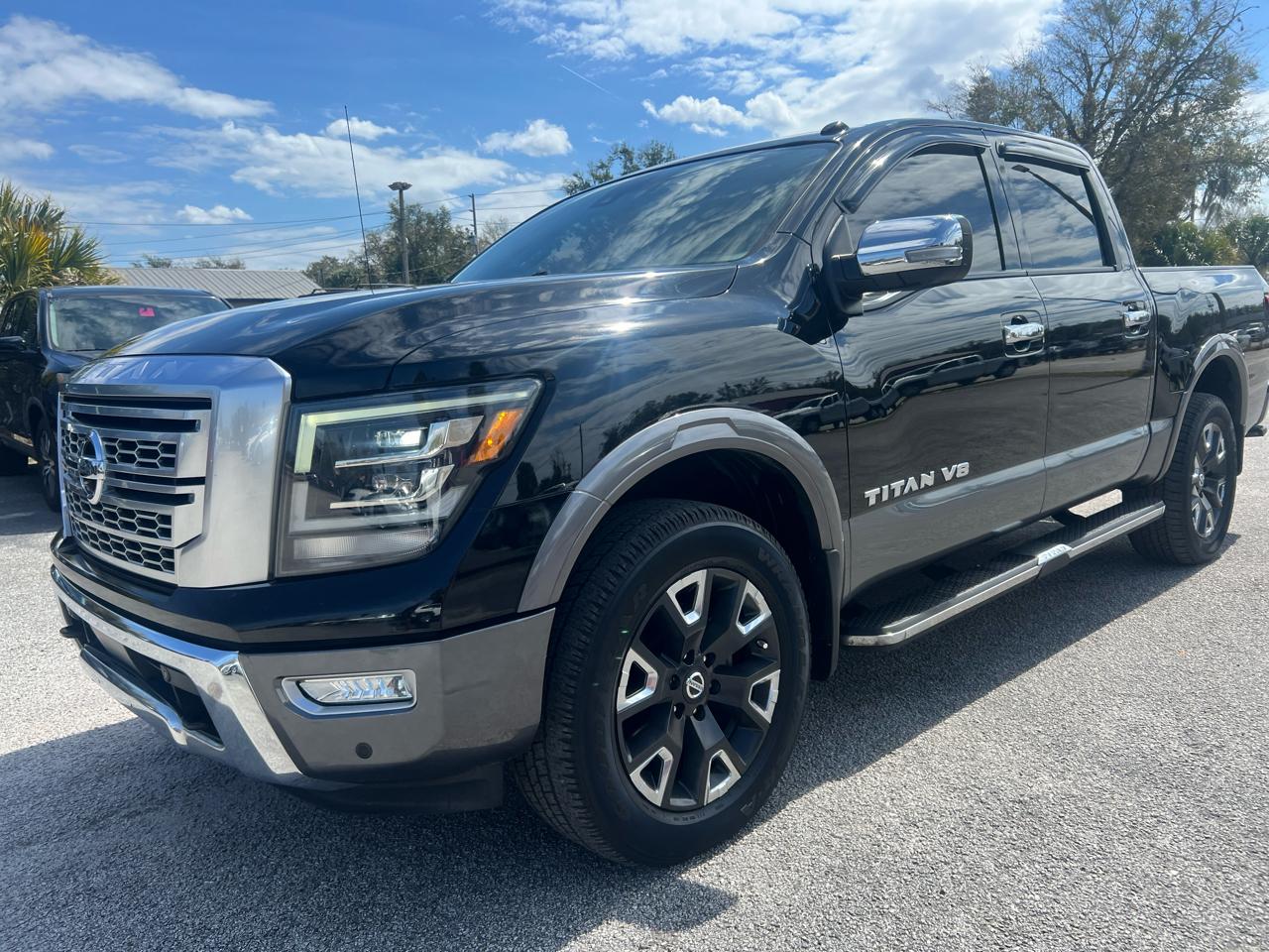 Nissan Titan Platinum Reserve Crew Cab 4WD 2020