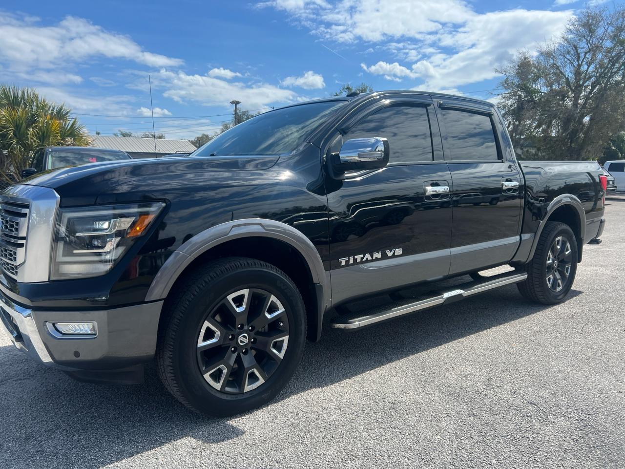 Nissan Titan Platinum Reserve Crew Cab 4WD 2020