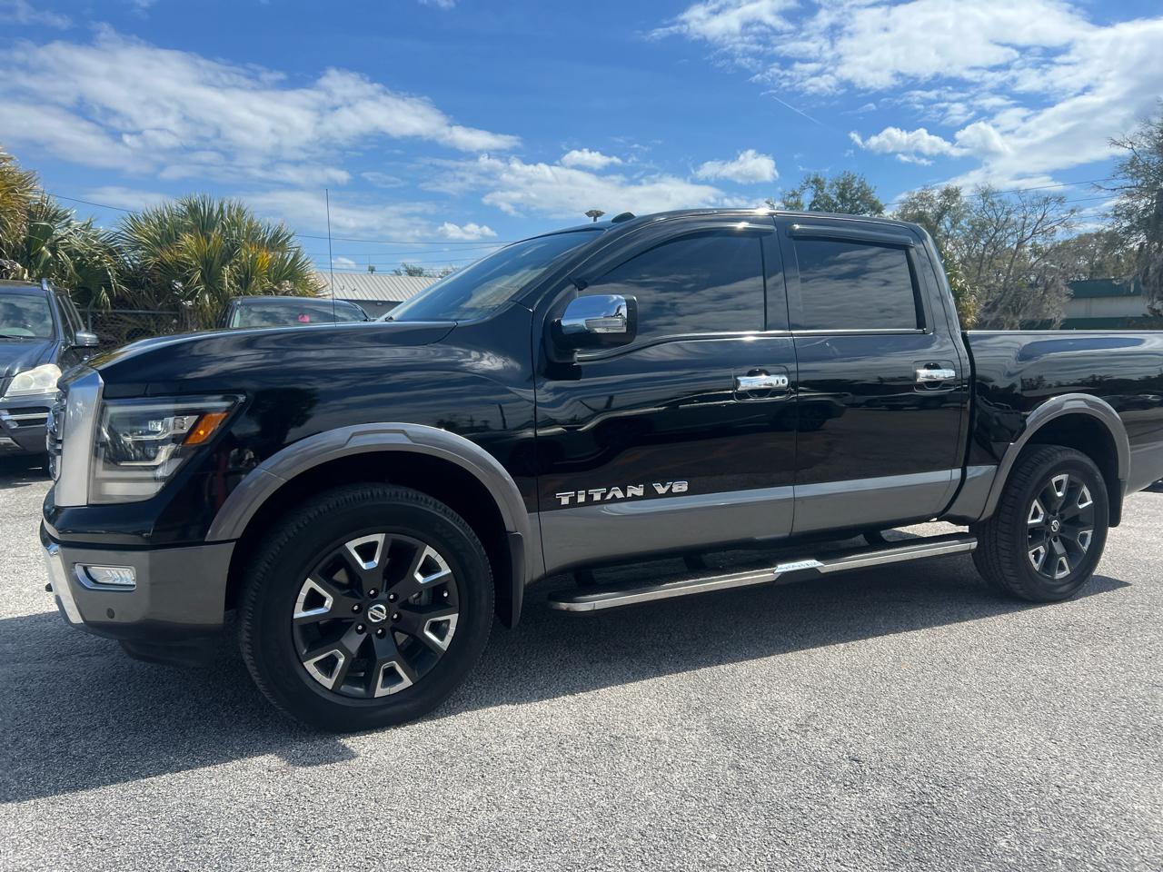 Nissan Titan Platinum Reserve Crew Cab 4WD 2020