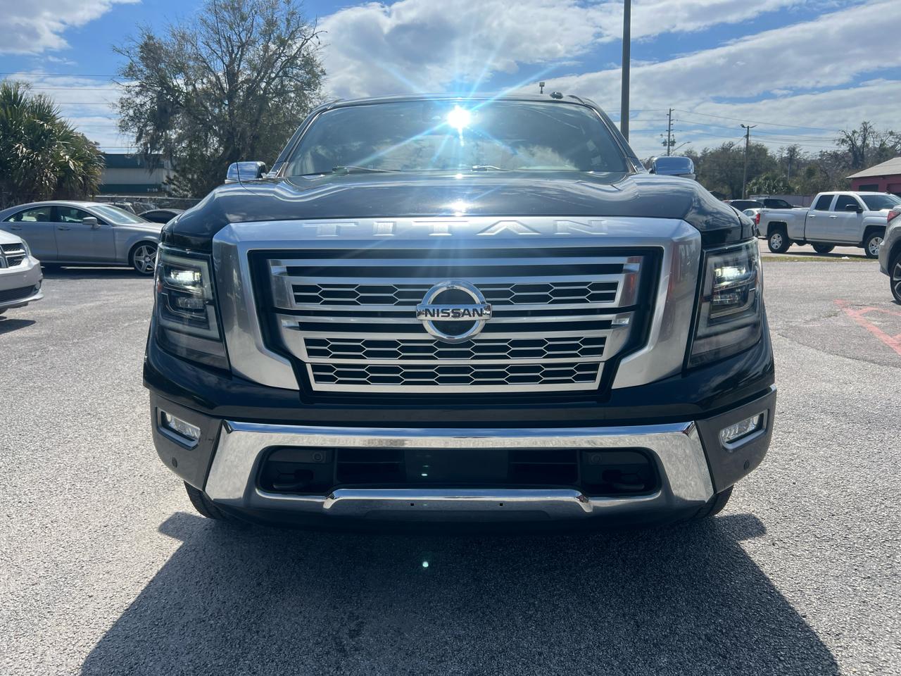 Nissan Titan Platinum Reserve Crew Cab 4WD 2020