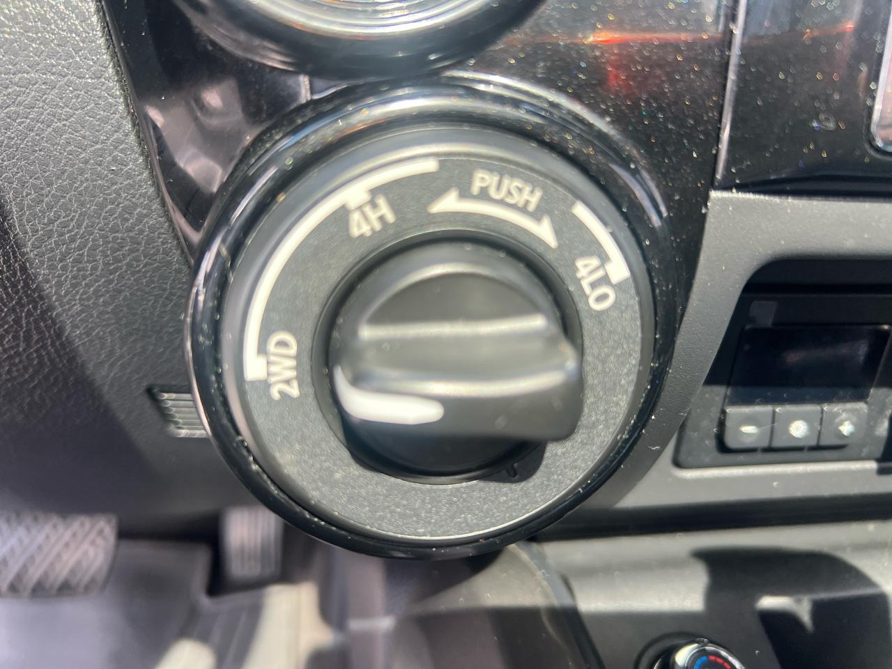 Nissan Titan Platinum Reserve Crew Cab 4WD 2020