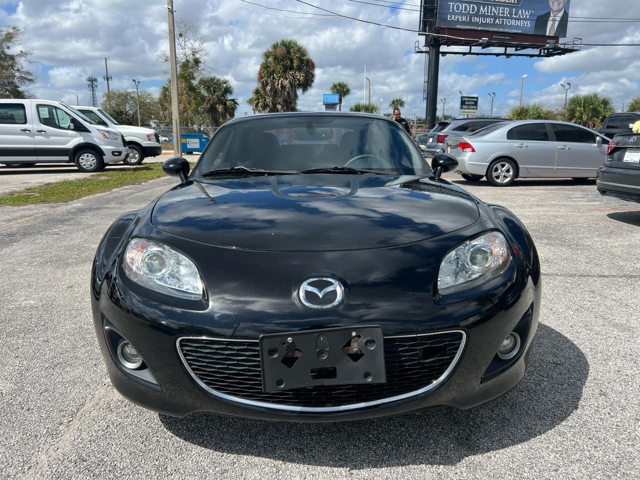 Mazda MX-5 Miata Grand Touring 2011