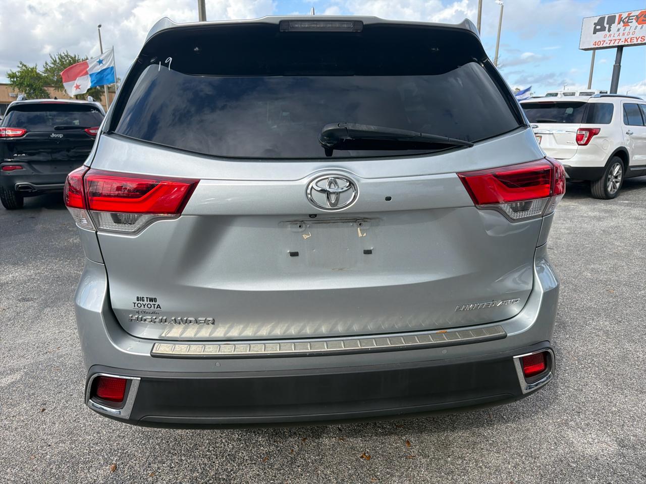 Toyota Highlander Limited AWD V6 2019