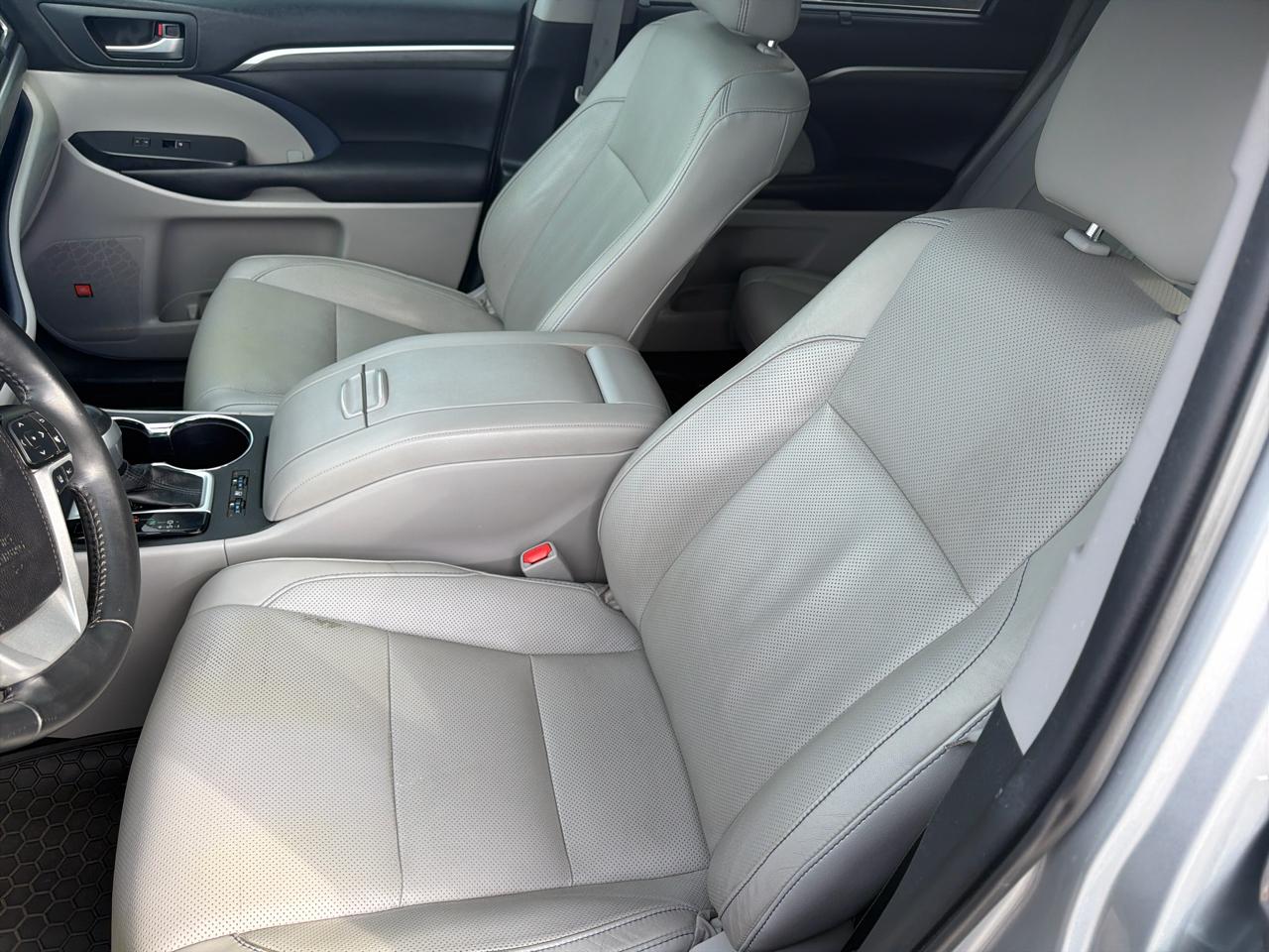 Toyota Highlander Limited AWD V6 2019