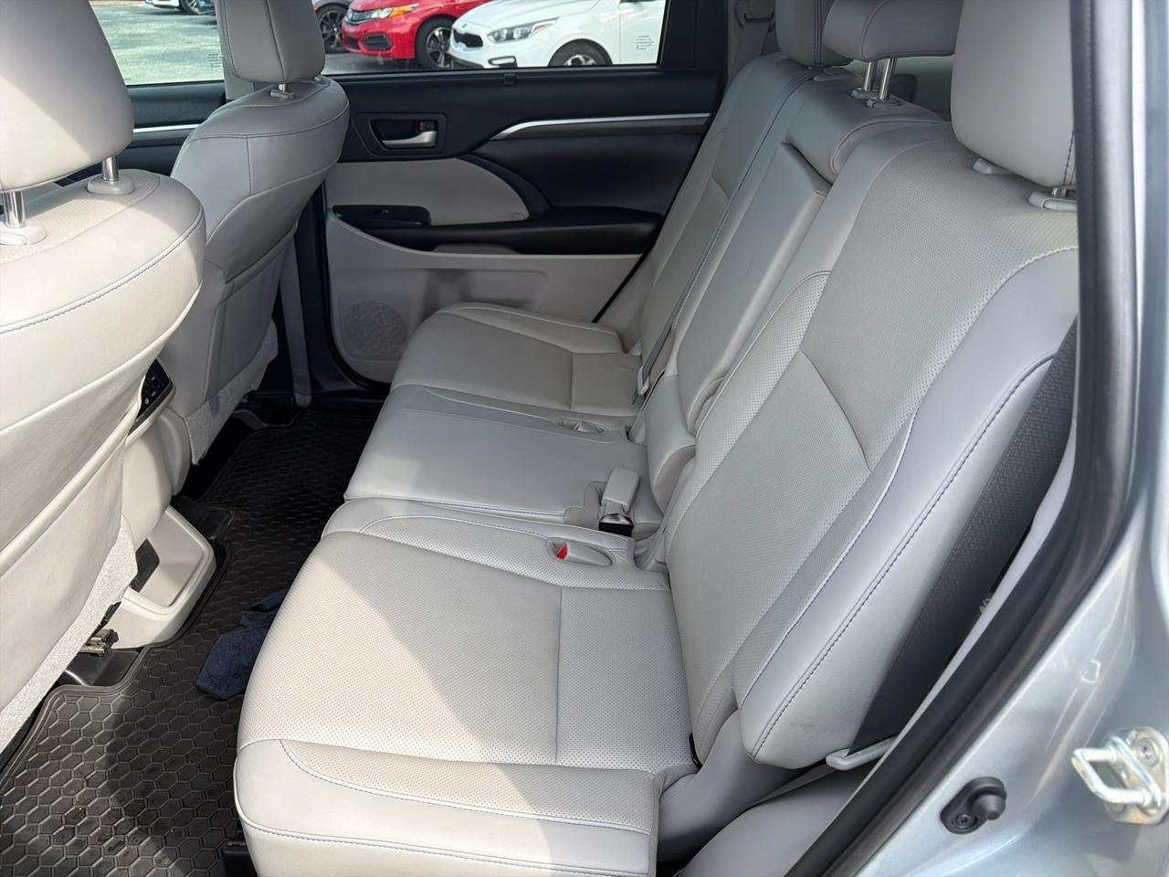 Toyota Highlander Limited AWD V6 2019