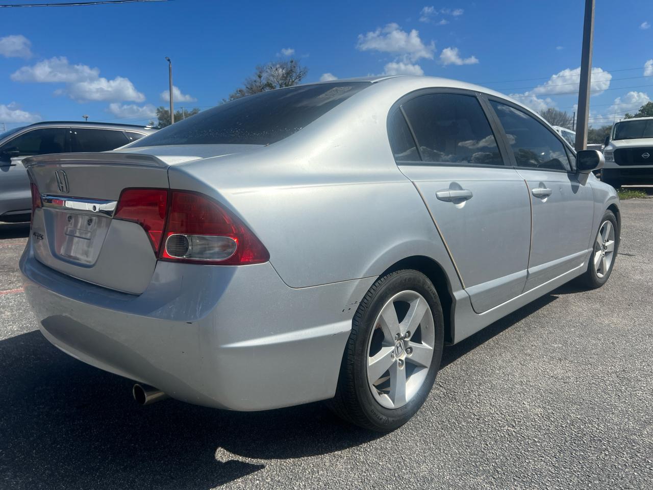 Honda Civic 1.5 4-Door Sedan 2009