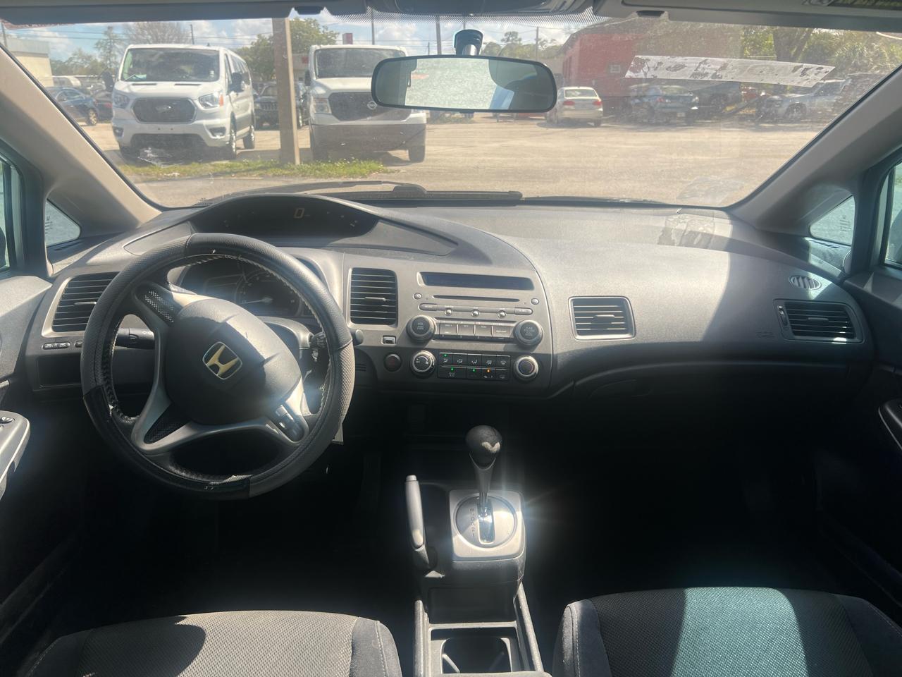 Honda Civic 1.5 4-Door Sedan 2009