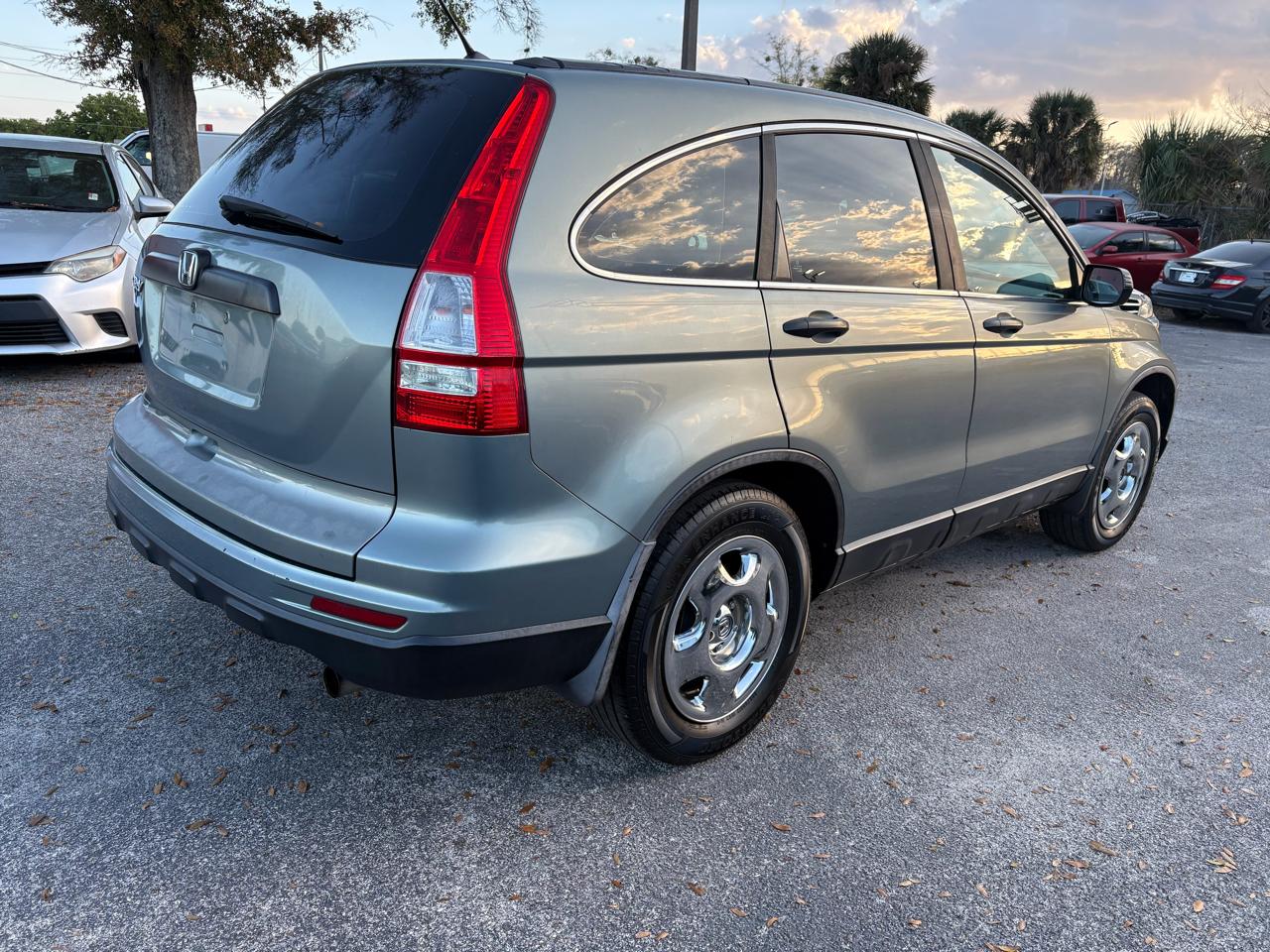 Honda CR-V LX 2WD 5-Speed AT 2010