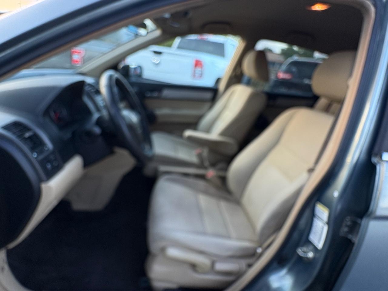 Honda CR-V LX 2WD 5-Speed AT 2010