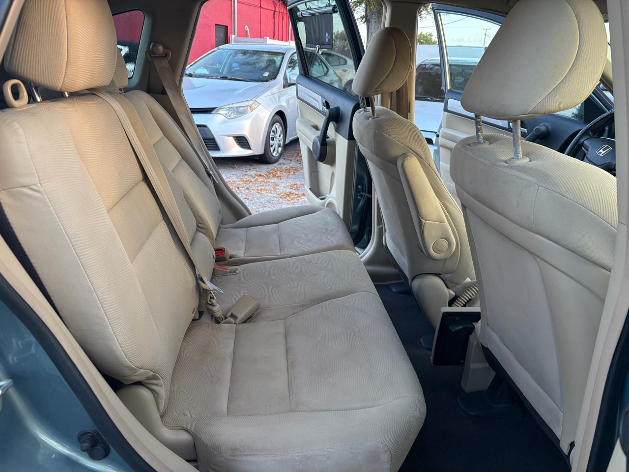 Honda CR-V LX 2WD 5-Speed AT 2010