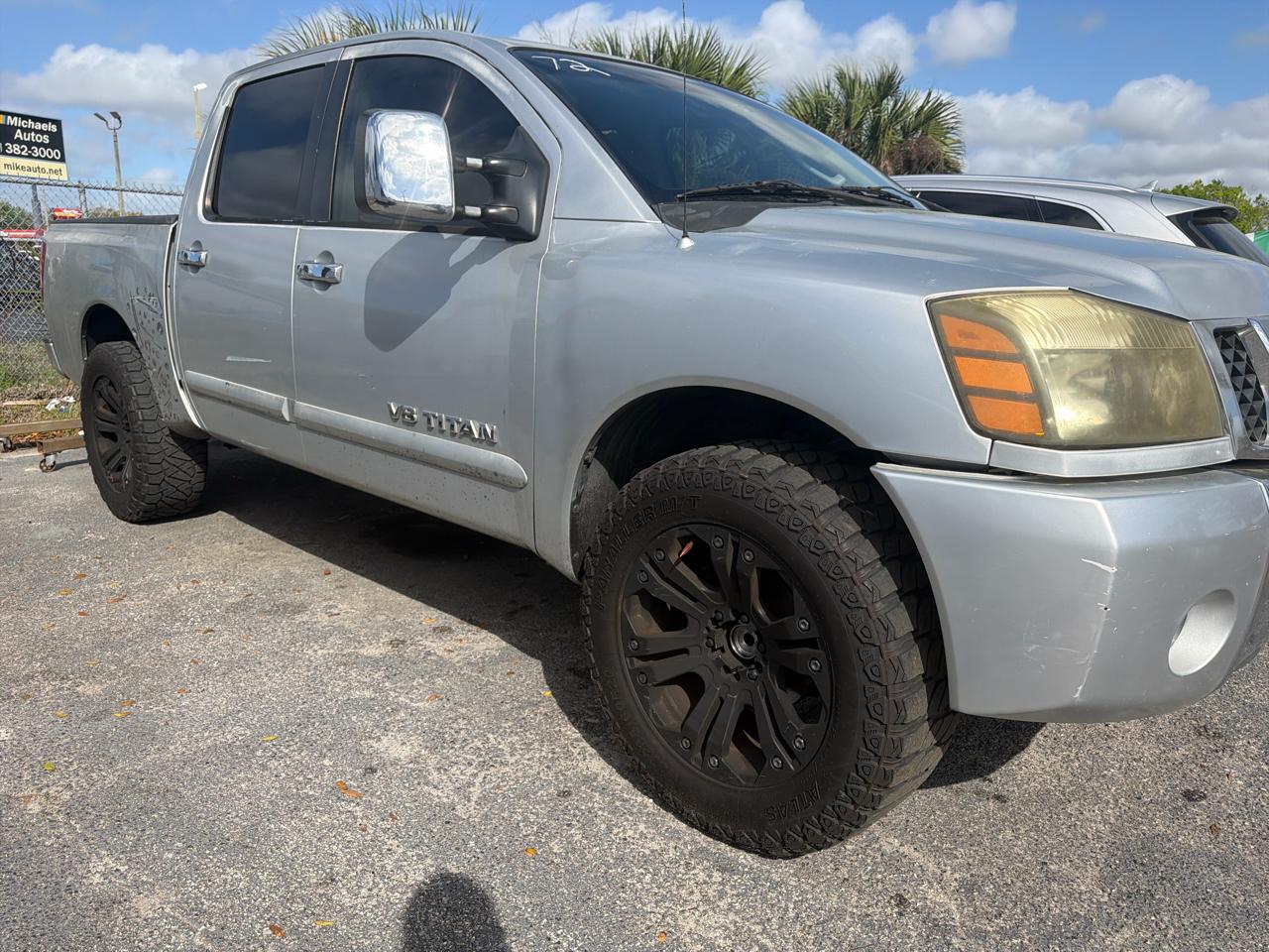Nissan Titan XE Crew Cab 2WD 2005