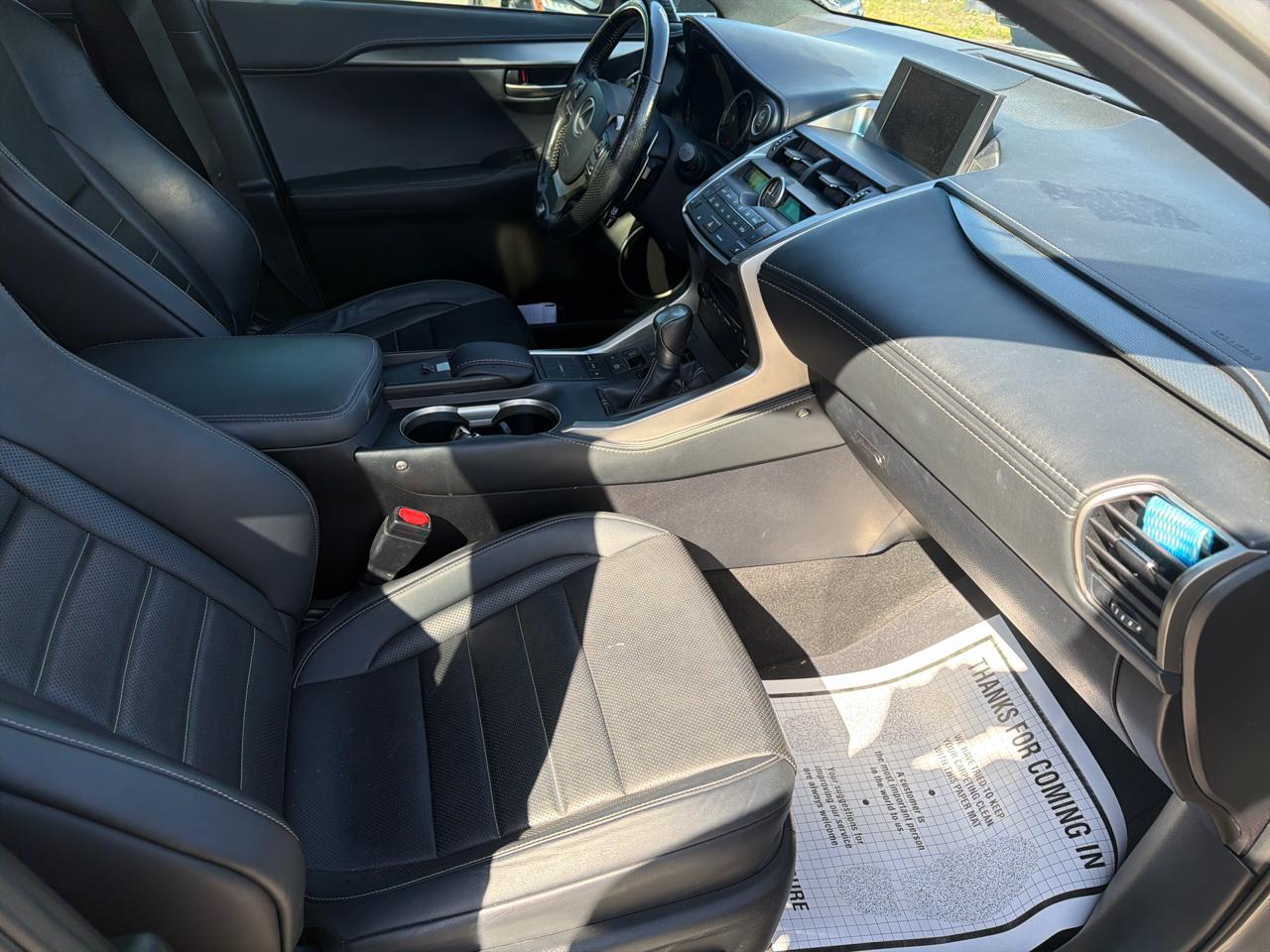 Lexus NX 200t AWD 2017