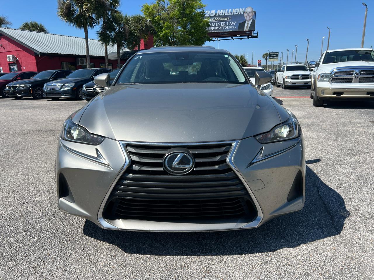 Lexus IS 300 AWD 2017