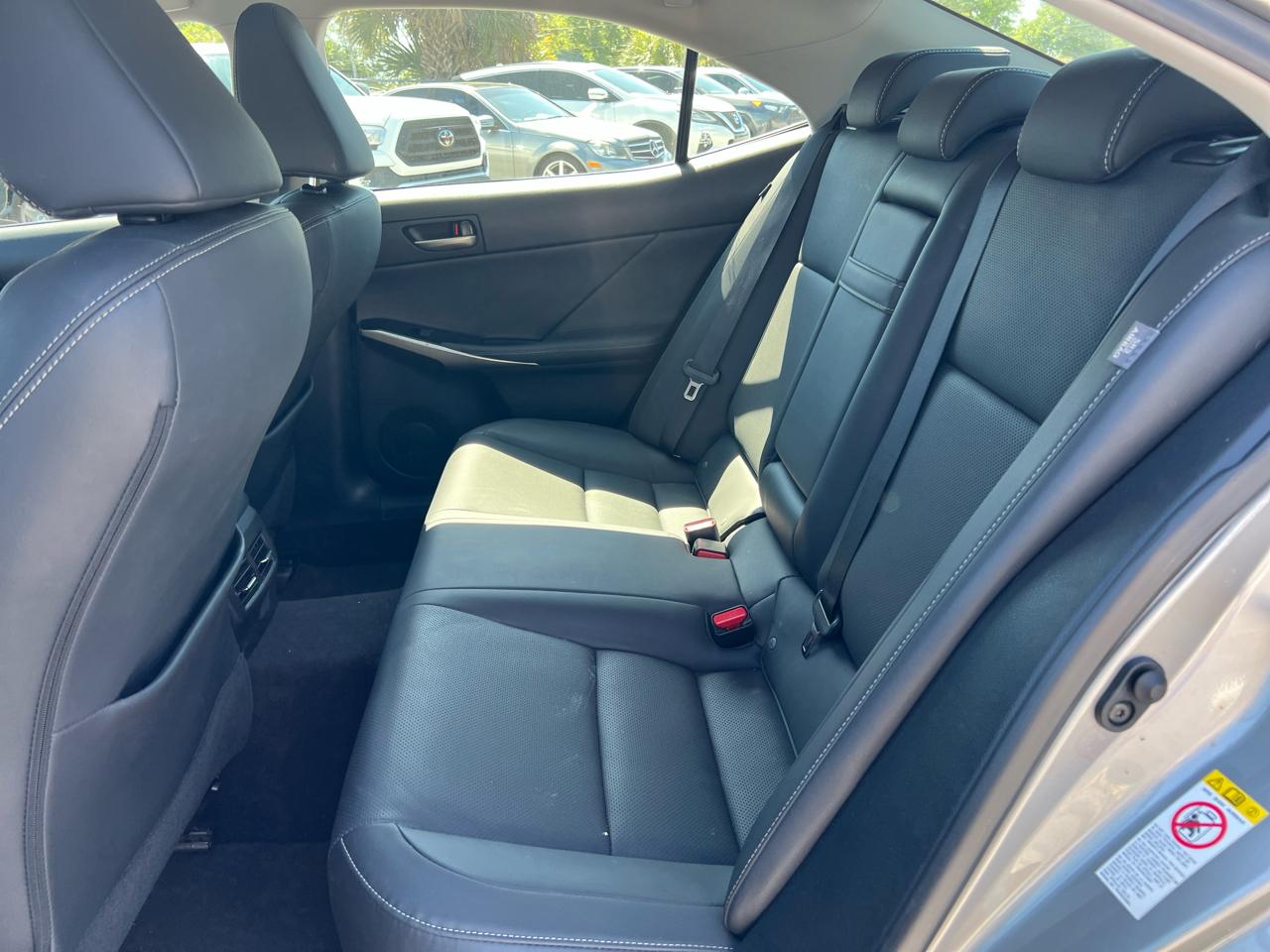 Lexus IS 300 AWD 2017