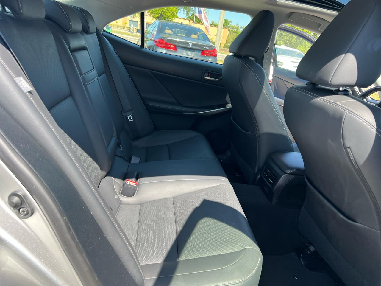 Lexus IS 300 AWD 2017