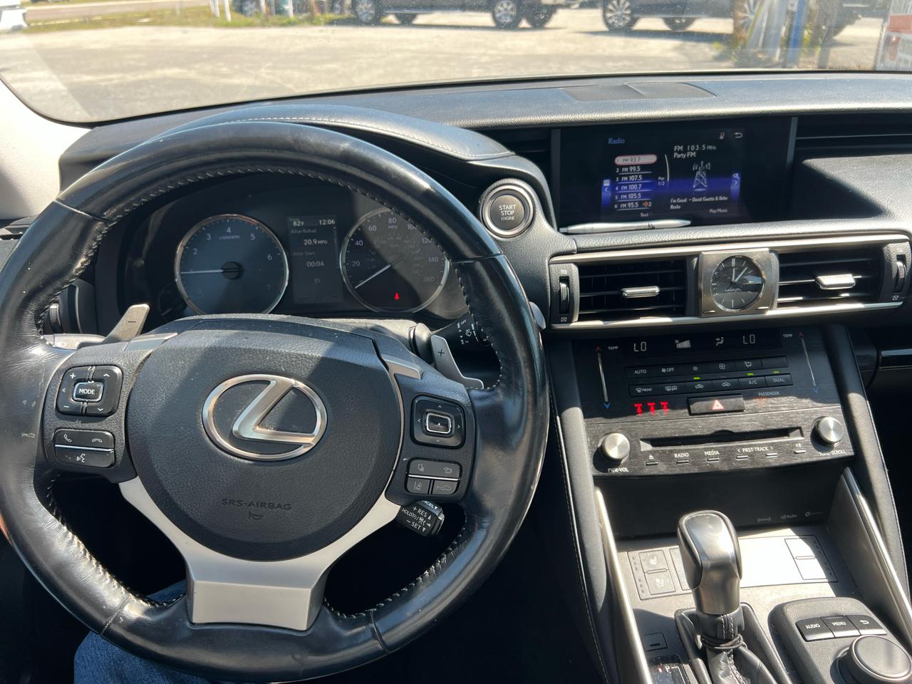 Lexus IS 300 AWD 2017