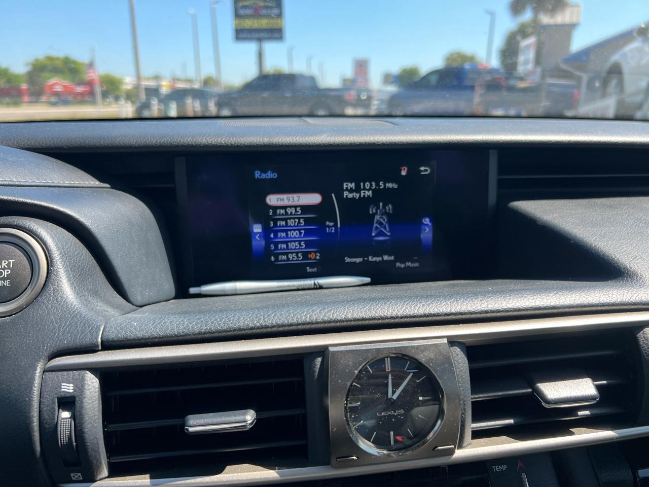 Lexus IS 300 AWD 2017