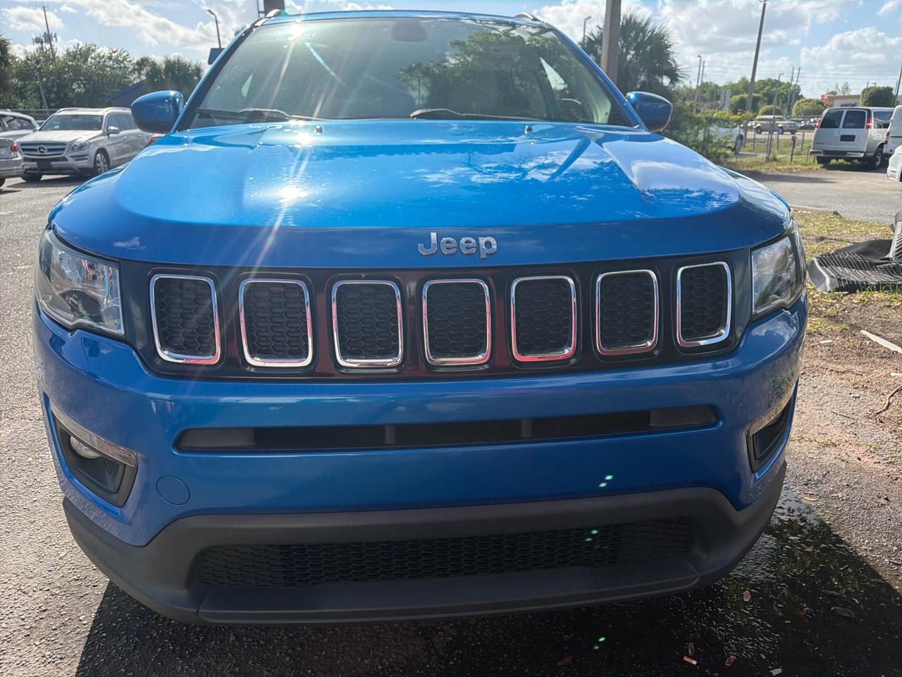 Jeep Compass Latitude FWD 2019