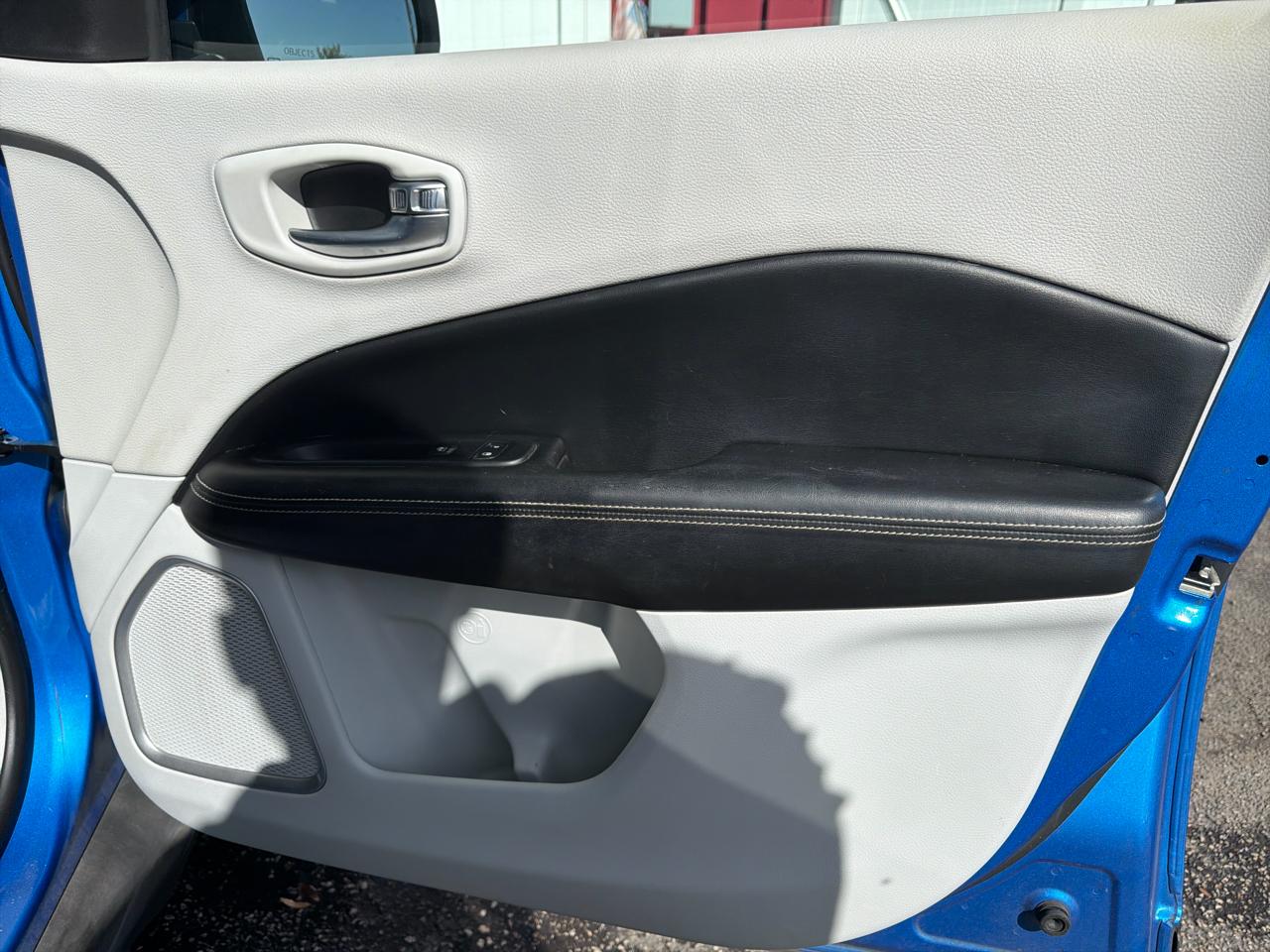 Jeep Compass Latitude FWD 2019