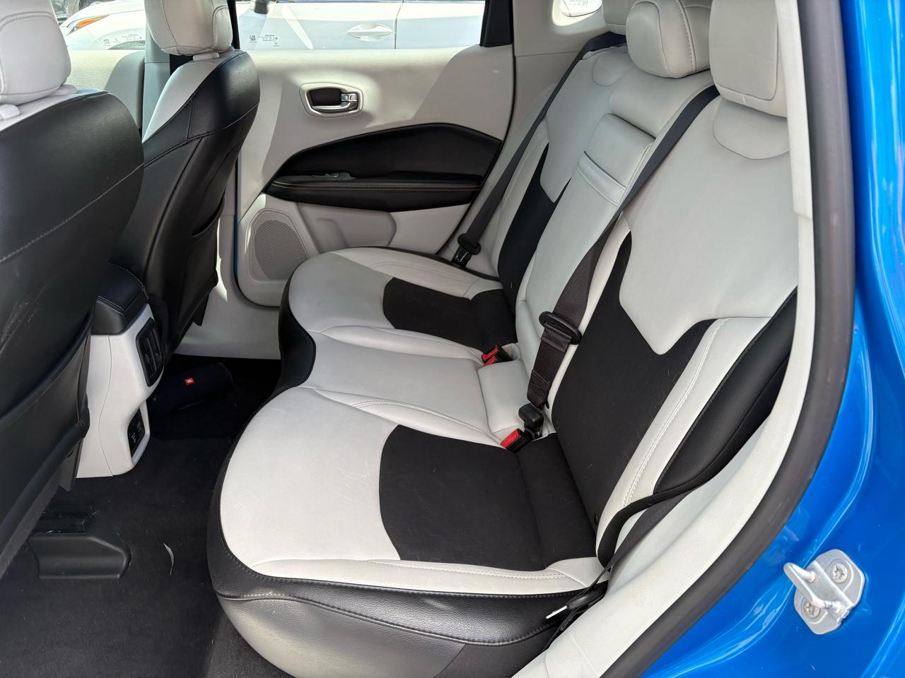 Jeep Compass Latitude FWD 2019