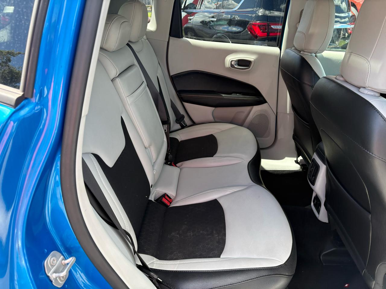 Jeep Compass Latitude FWD 2019