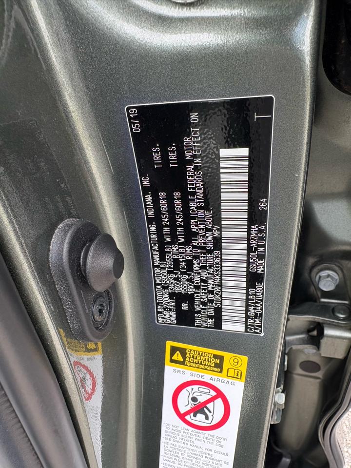 Toyota Highlander FWD 4dr V6 XLE (Natl) 2019