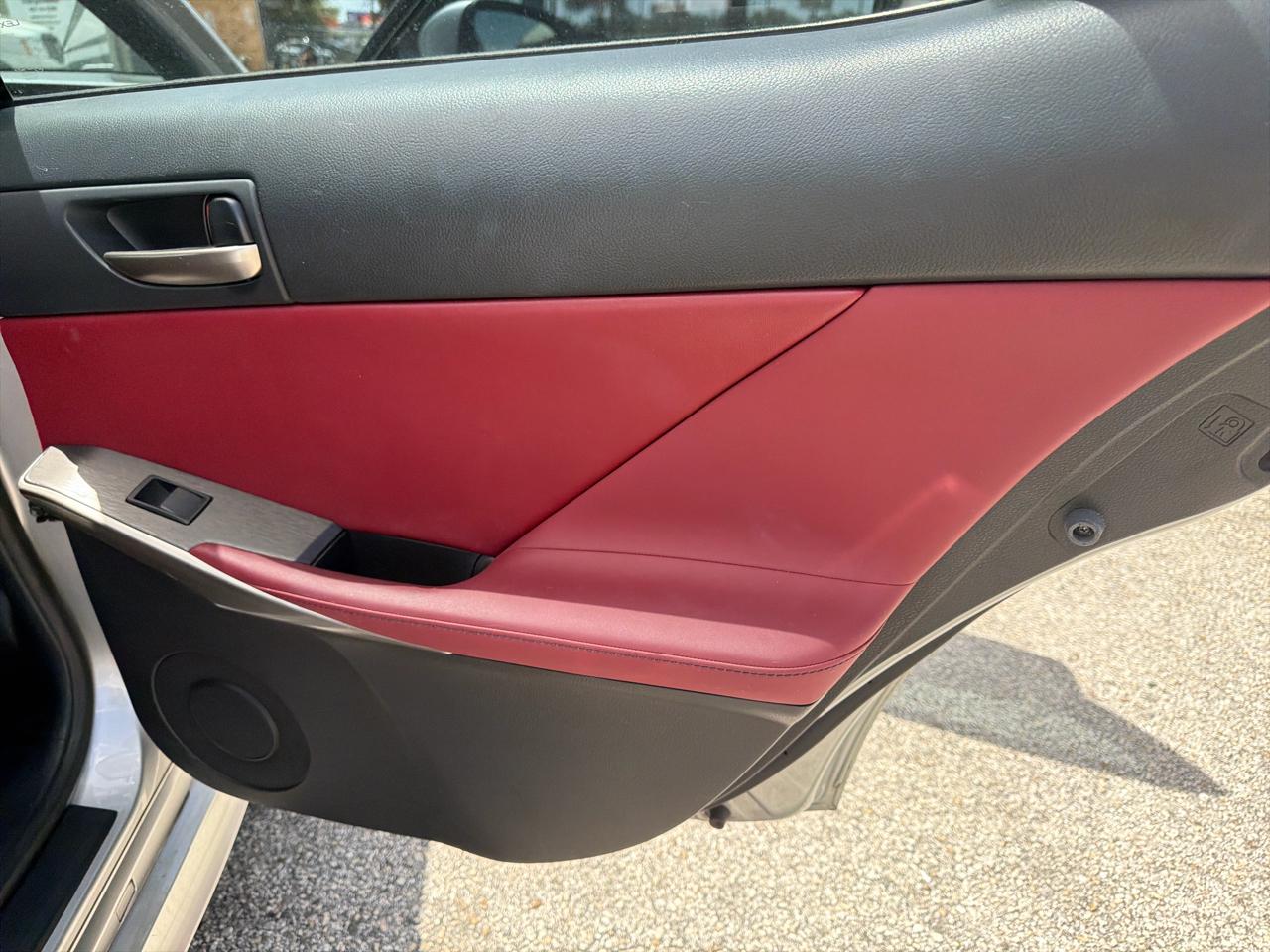 Lexus IS 300 AWD 2019