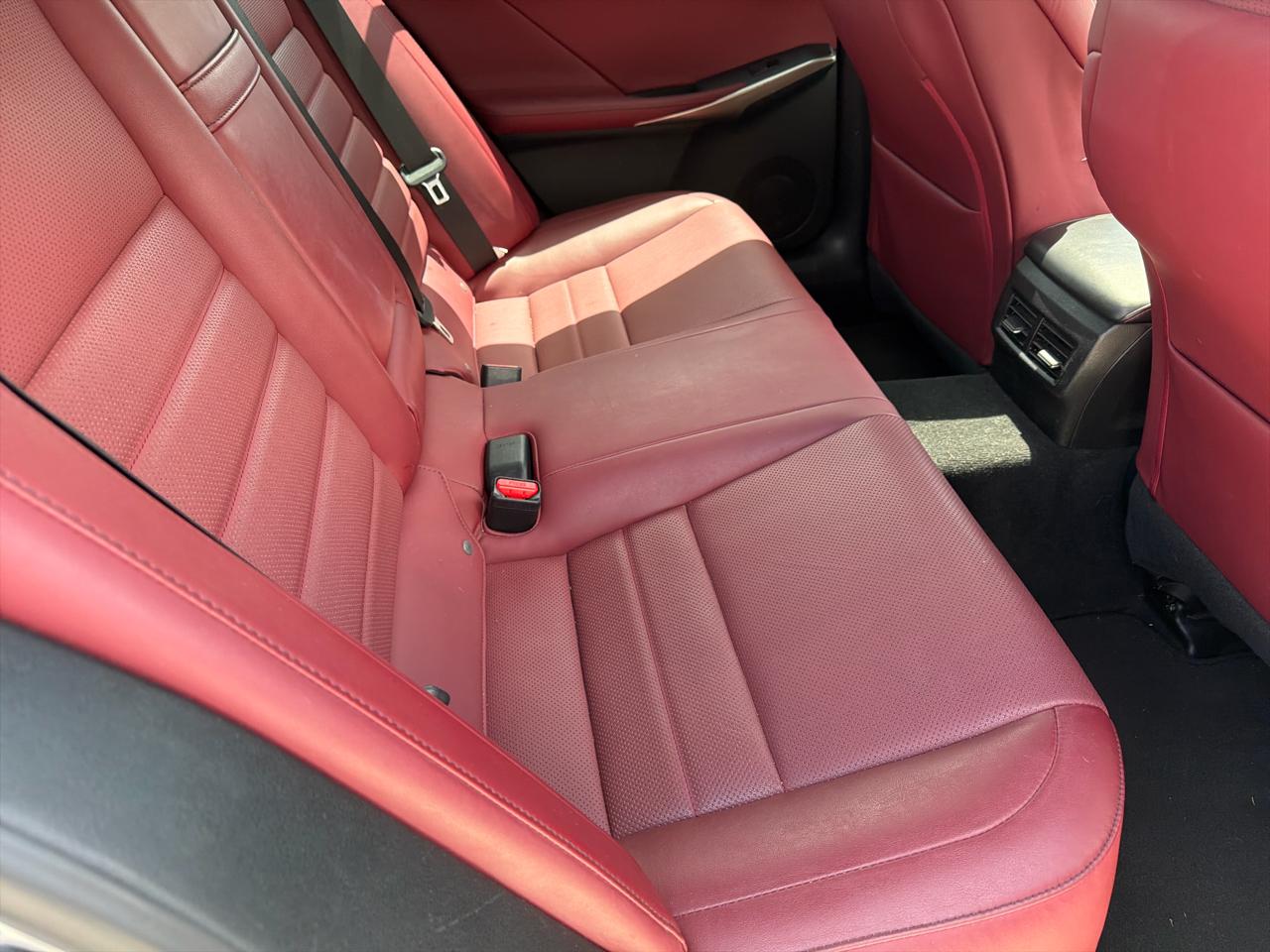 Lexus IS 300 AWD 2019