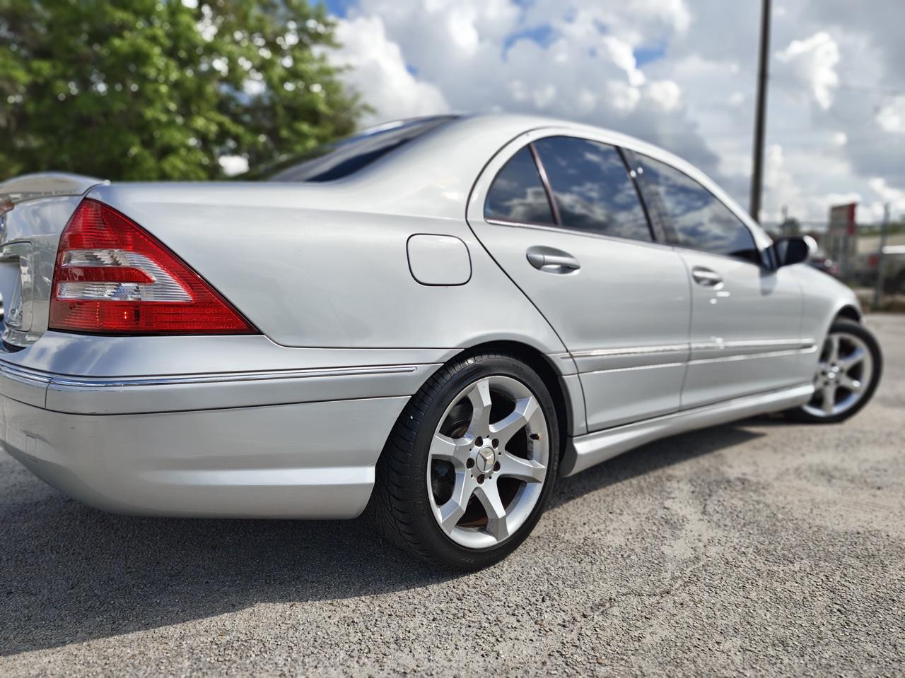 Mercedes-Benz C-Class C230 Sport Sedan 2007