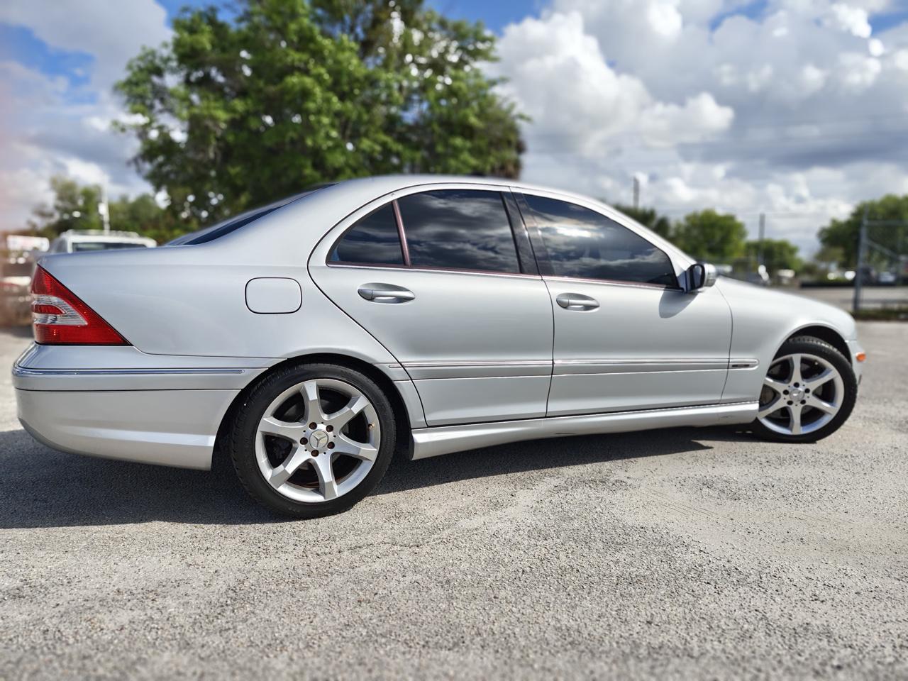 Mercedes-Benz C-Class C230 Sport Sedan 2007