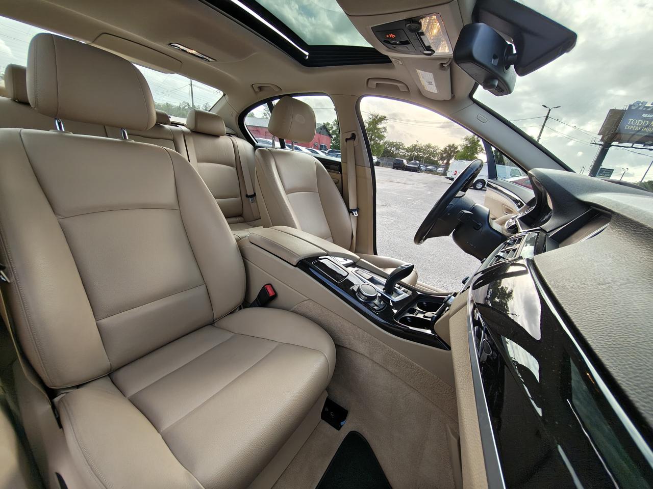 BMW 5-Series 535i 2015