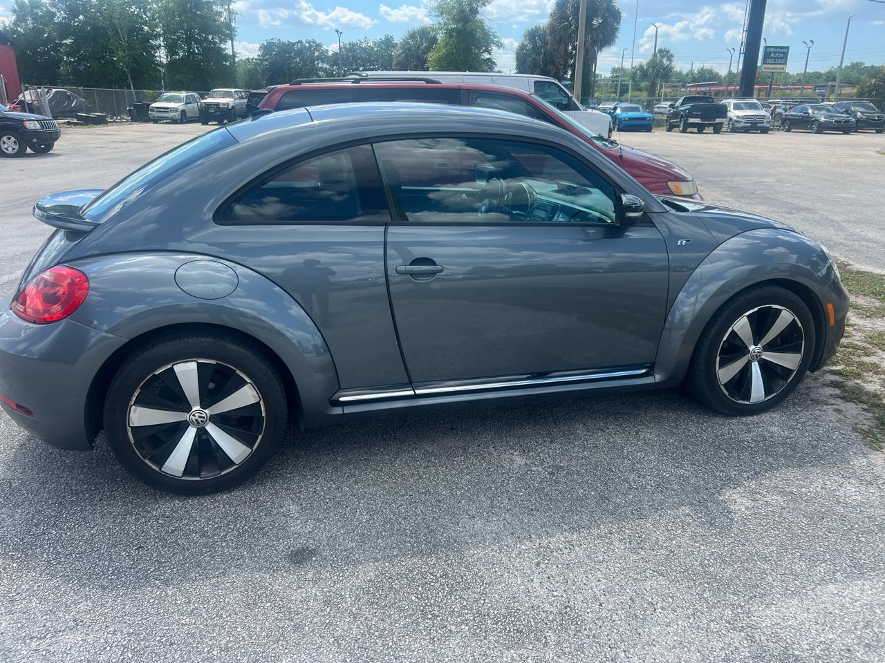 Volkswagen Beetle 2.0T Turbo 2014