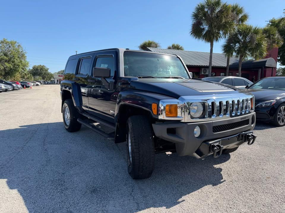 HUMMER H3 Base 2008