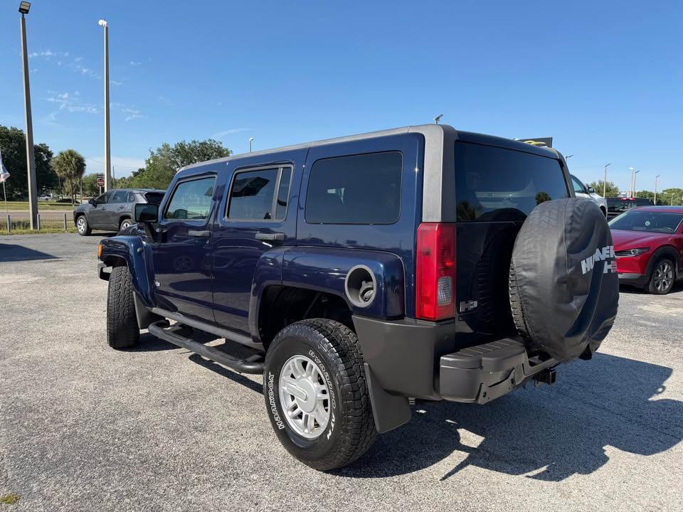 HUMMER H3 Base 2008