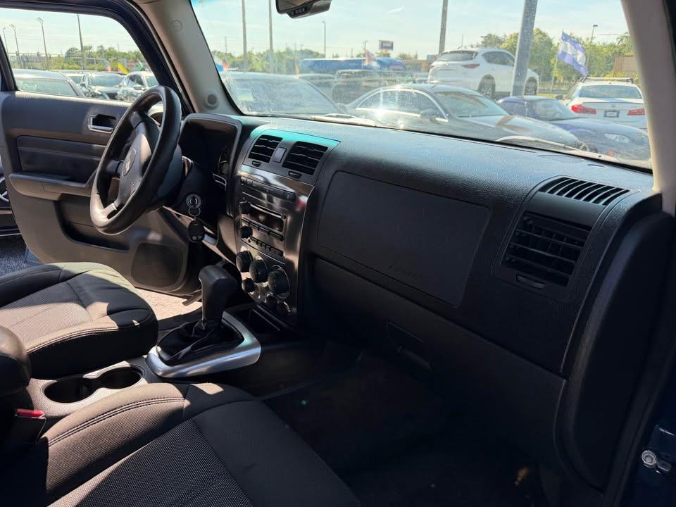 HUMMER H3 Base 2008