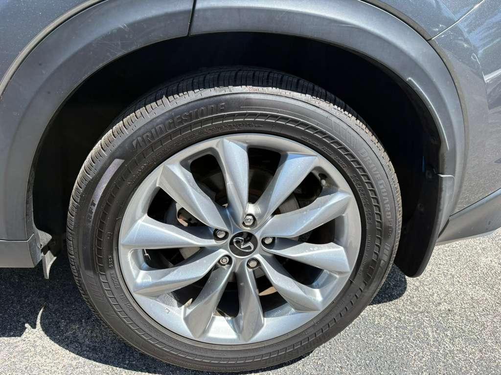 Infiniti QX50 LUXE 2021